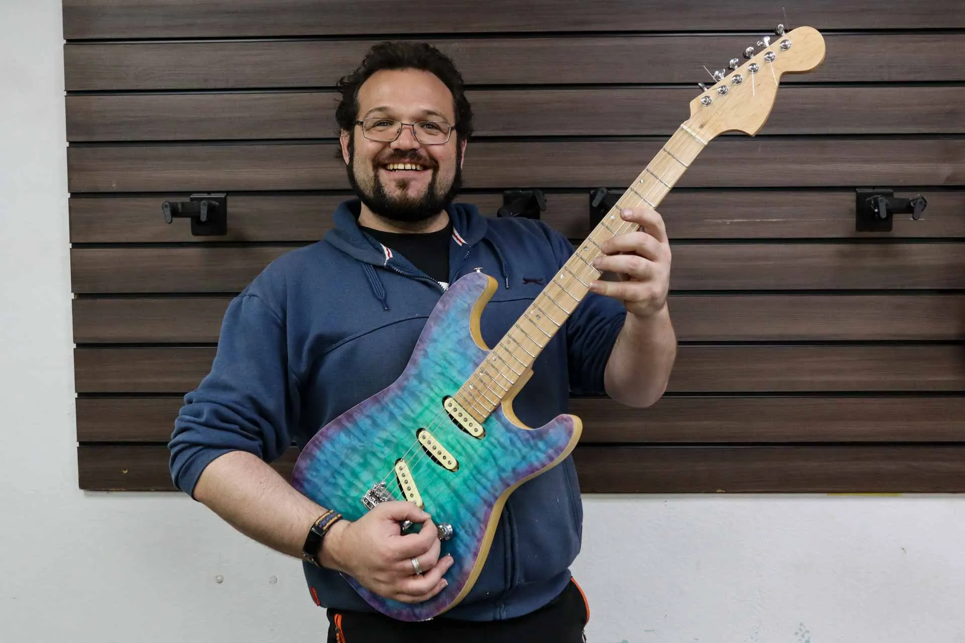 6 Day Guitar Building Course