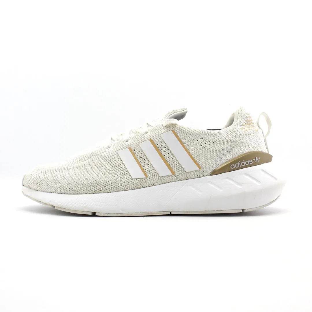 ADIDAS SWIFT RUN 22