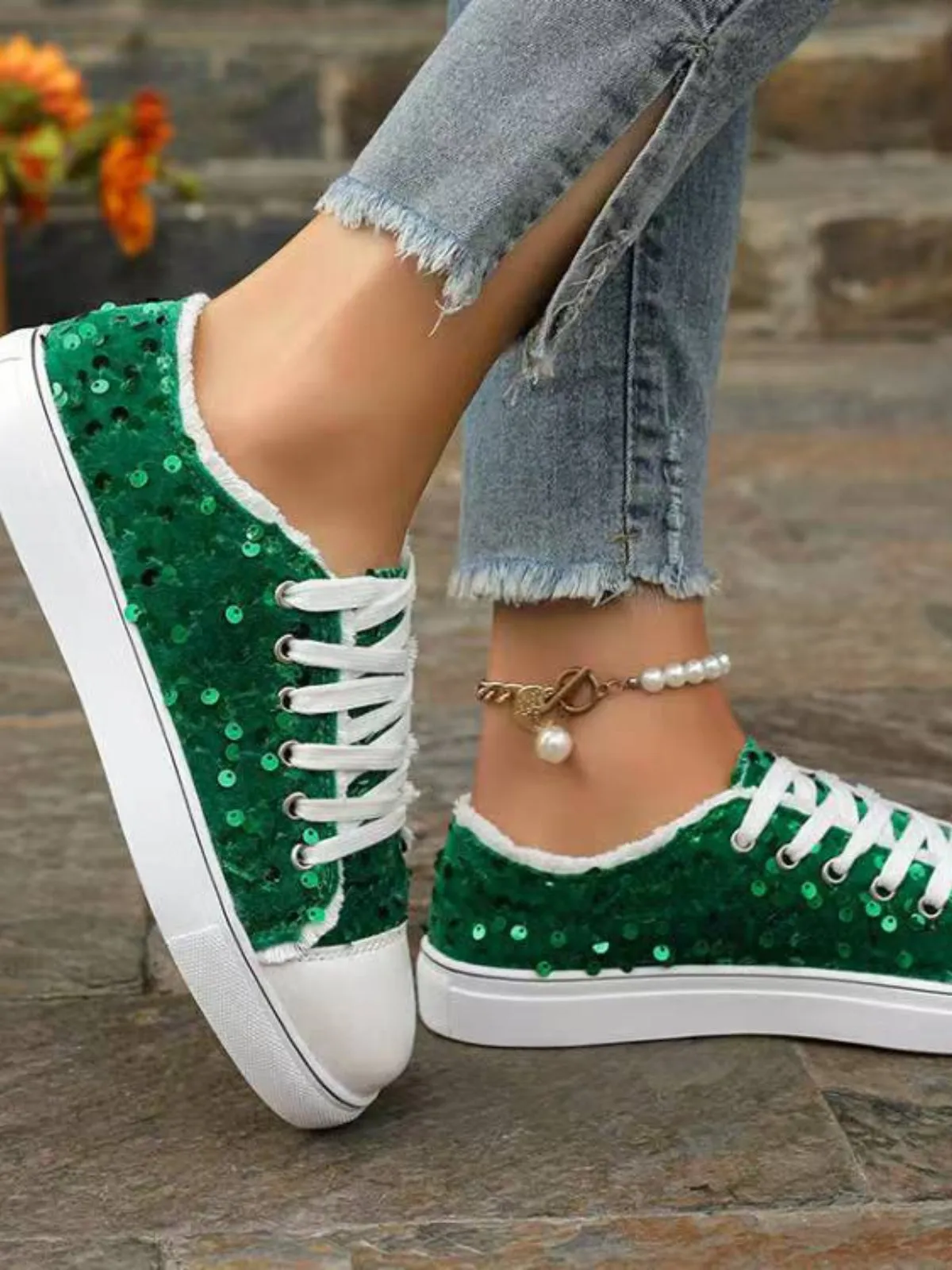 BE. Shoe Hyfe Sequin Sneakers
