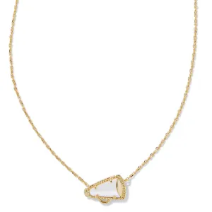 Cheer Short Pendant Necklace