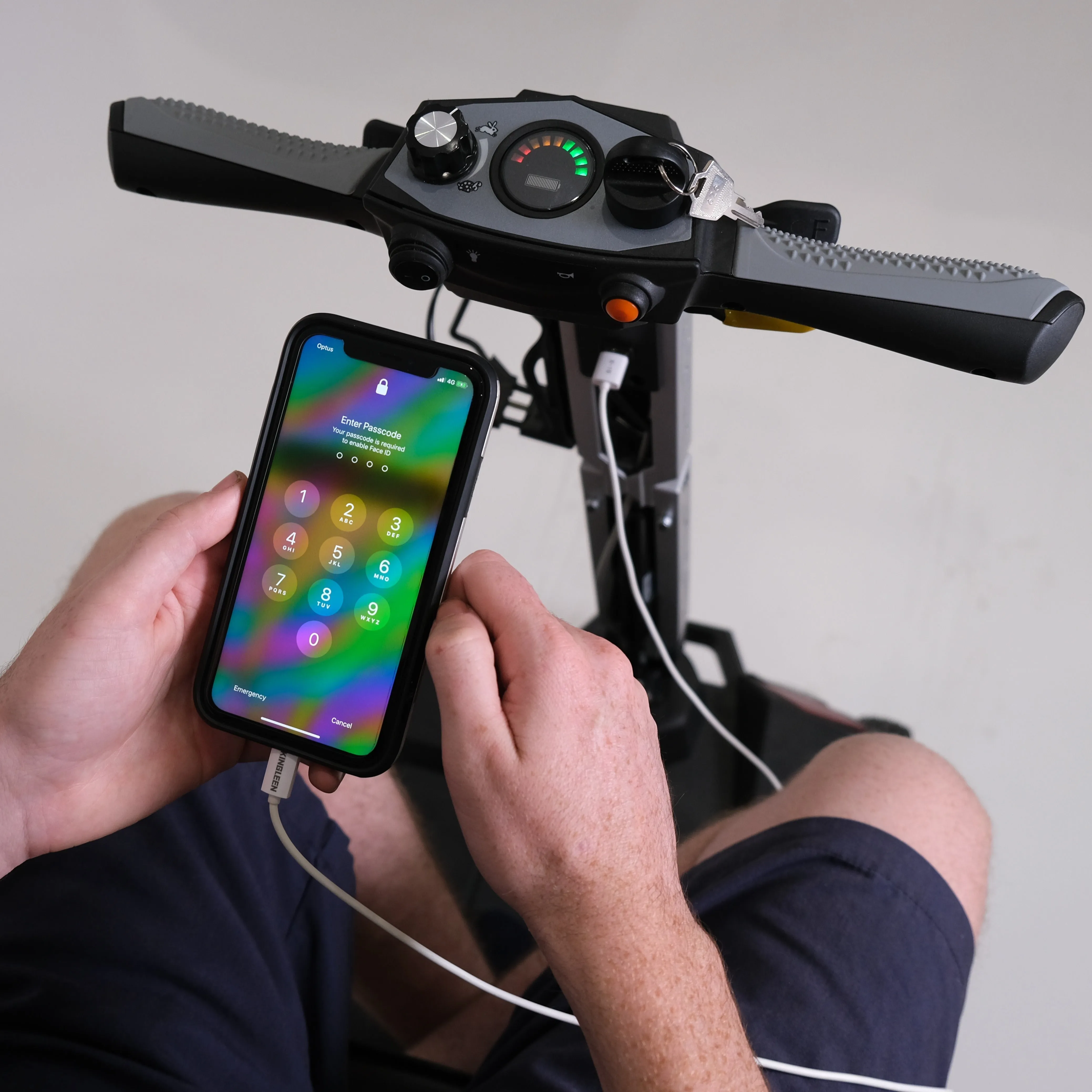 E-Traveller Pursuit Compact Mobility Scooter - Green