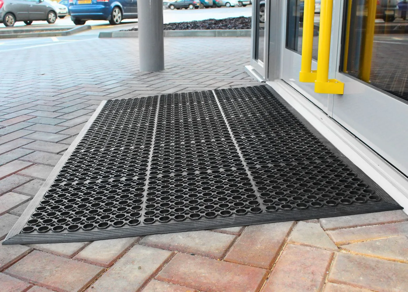 EntraGuard Rubber Door Mat with Holes