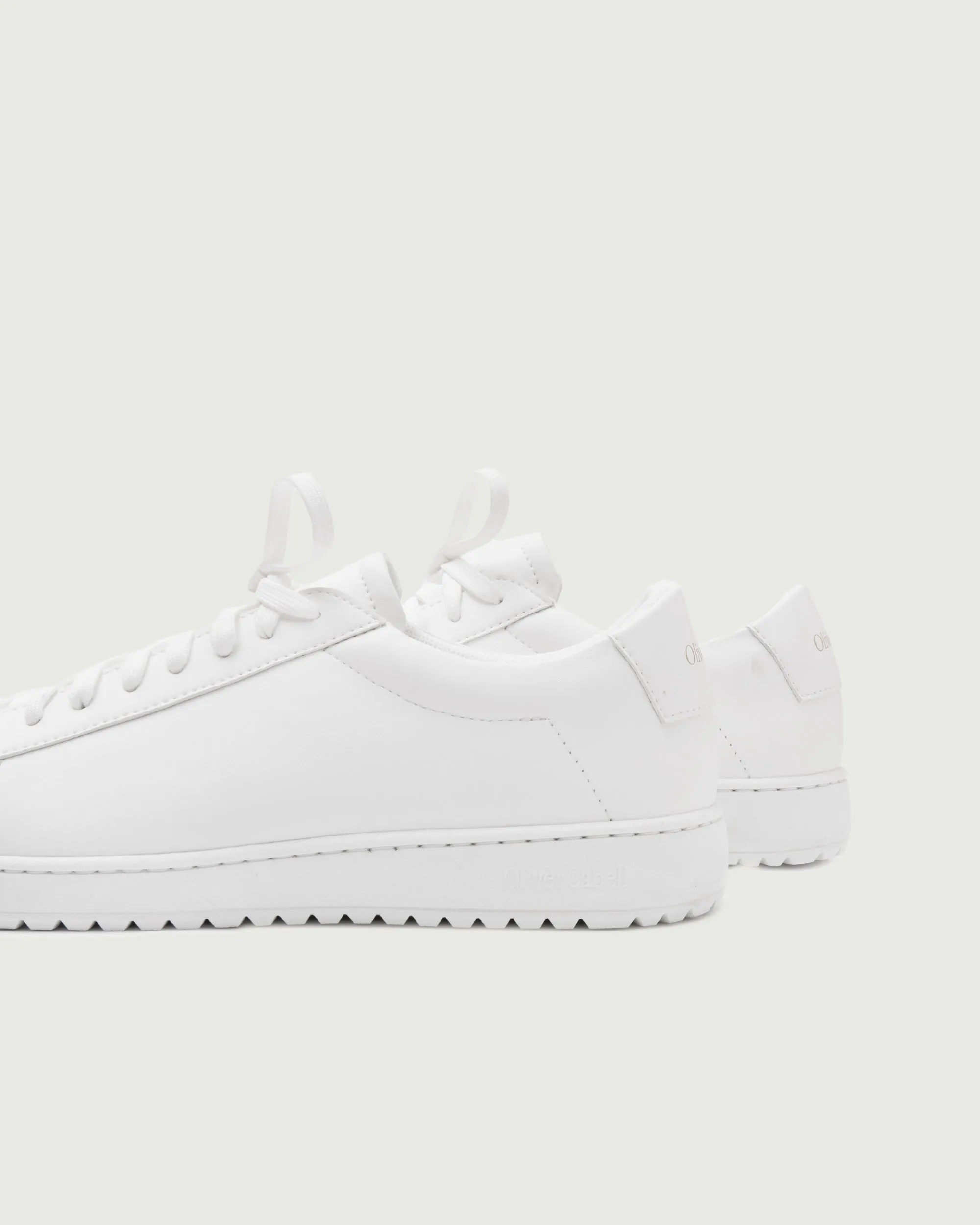 Low 1 Golf | White