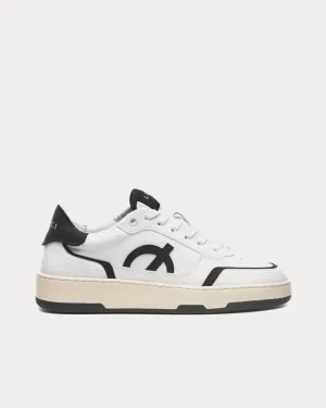 Neo White / Black / Cream Low Top Sneakers