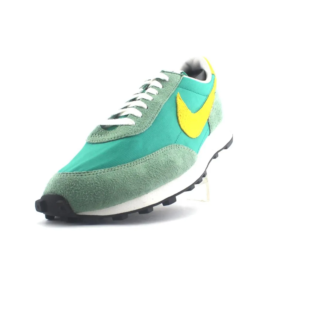 NIKE  DAYBREAK