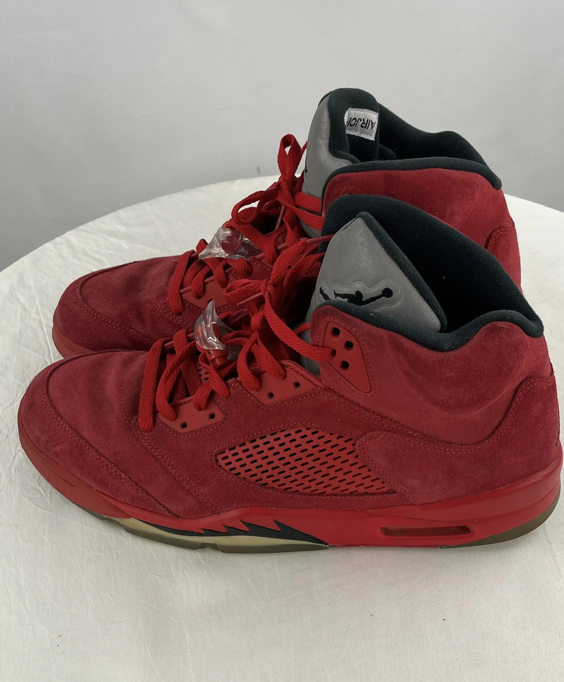 NIKE Men's Air Jordan 5 Retro Red Suede Basketball Shoes Size 13 136027-602