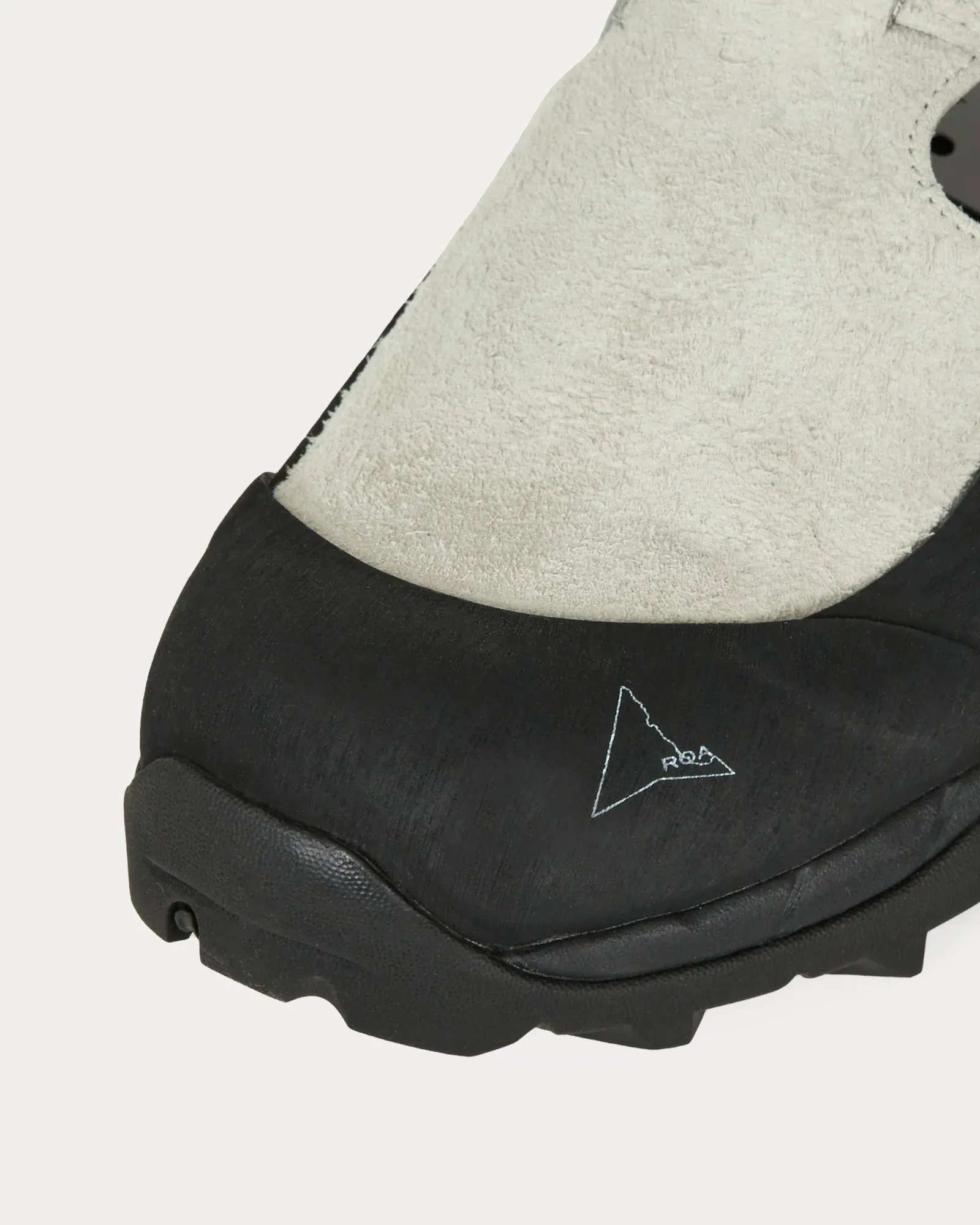 Pala Off White / Black Sandals