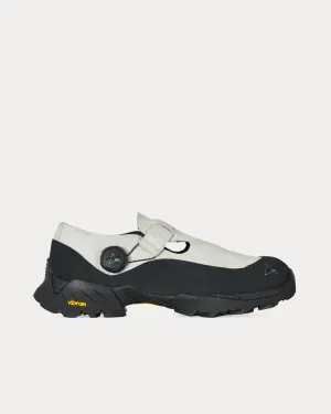 Pala Off White / Black Sandals