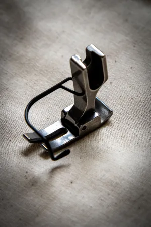 Presser Foot with Safety Guard