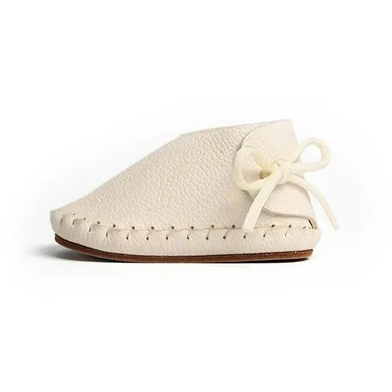 Umeloihc Ake 9cm Babies First Shoe Kit White